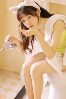 打屁股眼小说